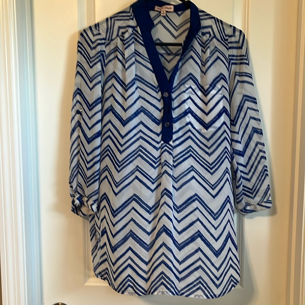 Sequin Hearts chiffon blue and white shirt